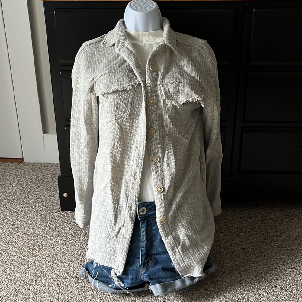 Distressed Shacket - Picture 2 of 4